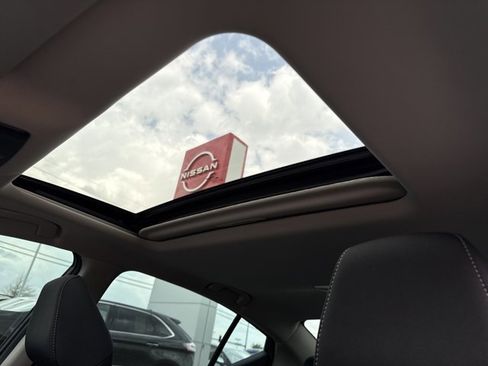 Certified 2021 Nissan Altima 2.5 SV w/ SV Premium Package image 22