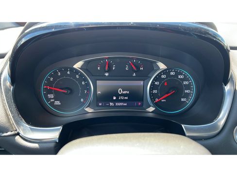 Used 2023 Chevrolet Traverse LT AWD/4WD image 15