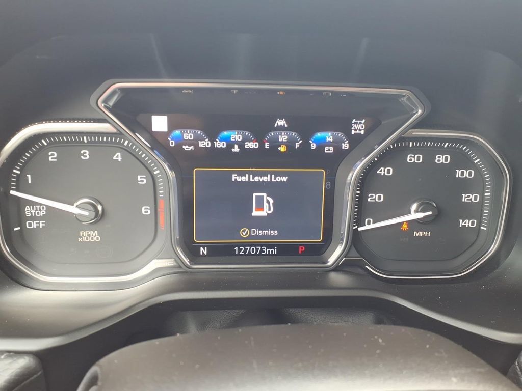 Used 2021 GMC Yukon XL Denali w/ Denali Premium Package AWD/4WD image 28