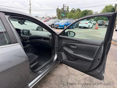 Used 2021 Nissan Sentra SV FWD image 16