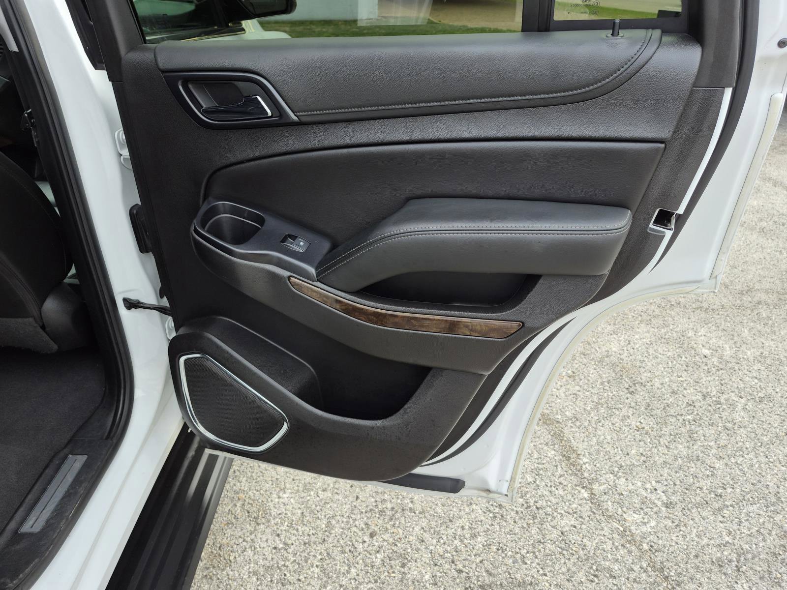 Used 2020 Chevrolet Tahoe LT RWD image 11