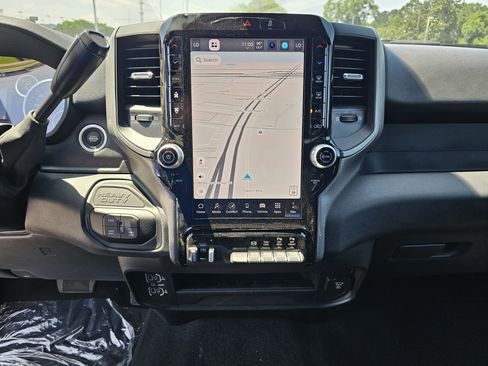 New 2025 RAM 2500 Tradesman AWD/4WD image 27