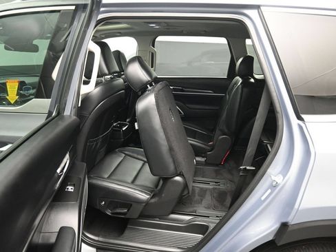 Used 2023 Kia Telluride S w/ S Sunroof Package FWD image 39