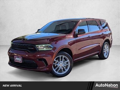 Used 2024 Dodge Durango GT image 1