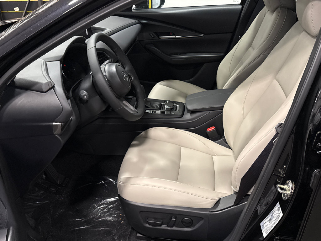 New 2026 MAZDA CX-30 AWD 2.5 S w/ Select Sport Pkg image 5