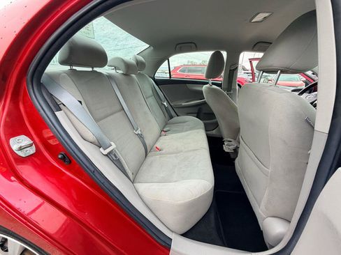 Used 2013 Toyota Corolla LE FWD image 15