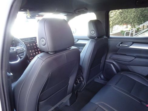 New 2027 GMC Terrain Elevation AWD/4WD image 18