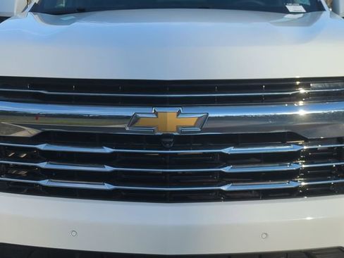 Used 2025 Chevrolet Tahoe LT image 24