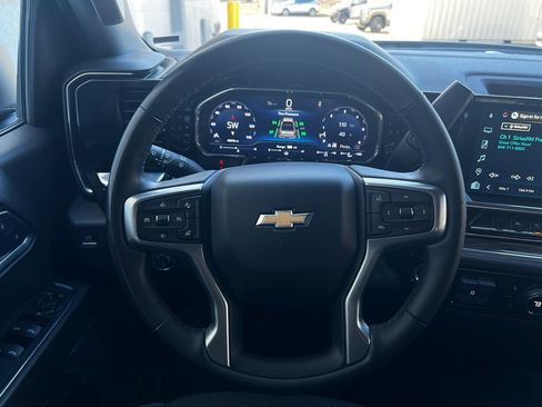 Used 2025 Chevrolet Silverado 1500 LT image 15