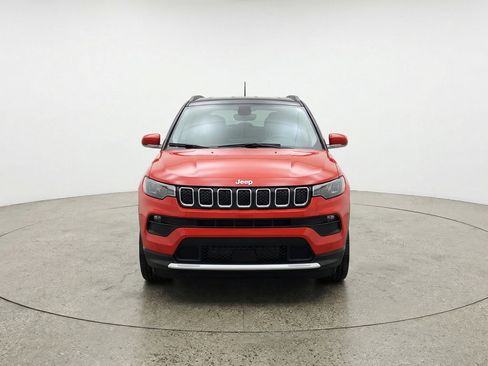 Used 2025 Jeep Compass Limited image 2