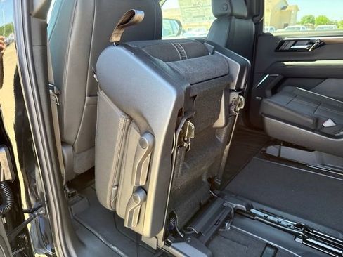 New 2026 Chevrolet Tahoe High Country w/ Sun And Tow Package AWD/4WD image 38