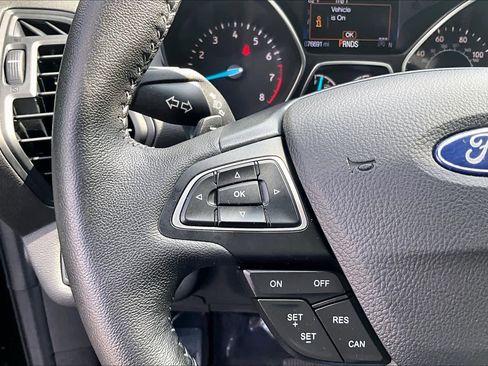 Used 2018 Ford Escape SE w/ SE Sport Appearance Package AWD/4WD image 24