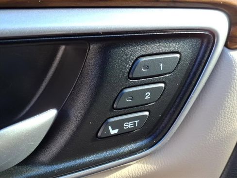 Used 2017 Honda CR-V EX-L image 16