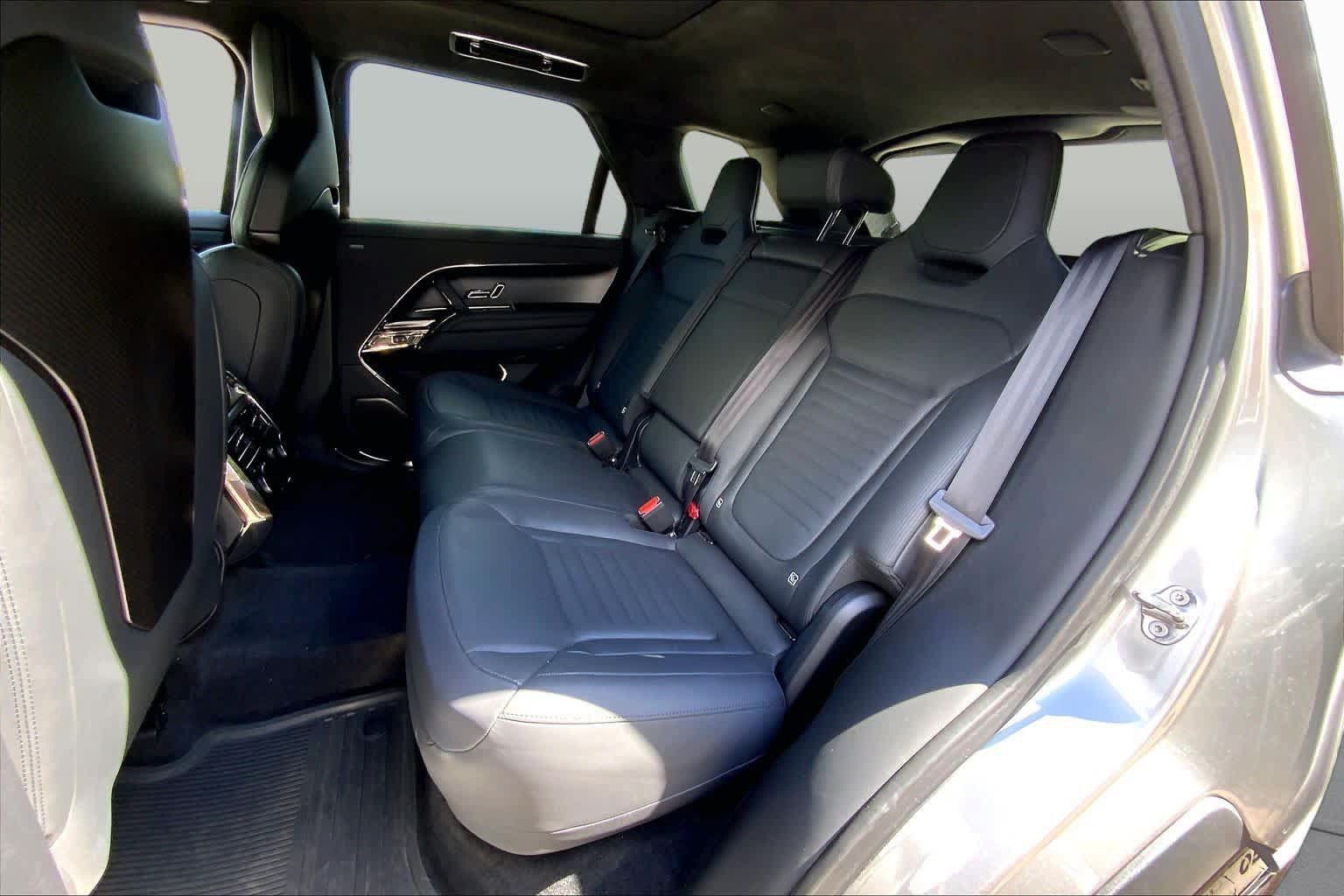 Used 2024 Land Rover Range Rover Sport AWD/4WD image 20