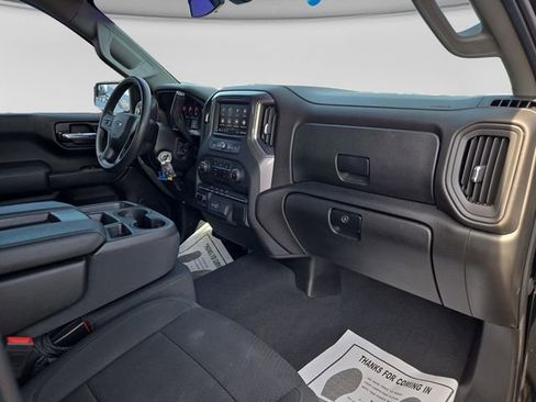 Used 2021 Chevrolet Silverado 1500 Custom Trail Boss w/ LPO, Dark Essentials Package AWD/4WD image 12