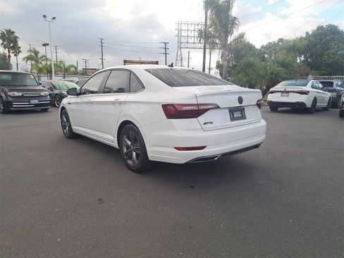 Used 2020 Volkswagen Jetta R-Line w/ R-Line Cold Weather Package image 7