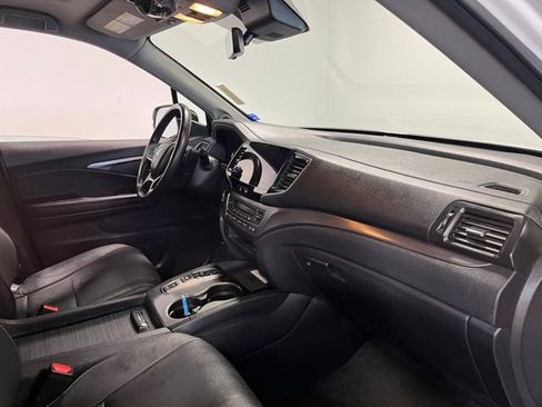 Used 2022 Honda Pilot Special Edition image 11