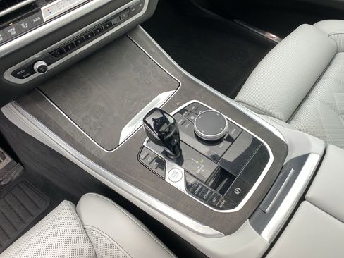 Used 2023 BMW X5 xDrive40i w/ M Sport Package image 35