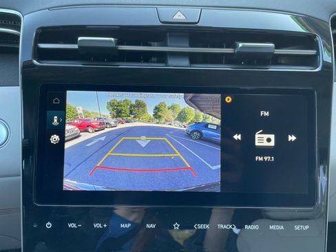 New 2024 Hyundai Tucson SEL w/ Convenience Package image 17