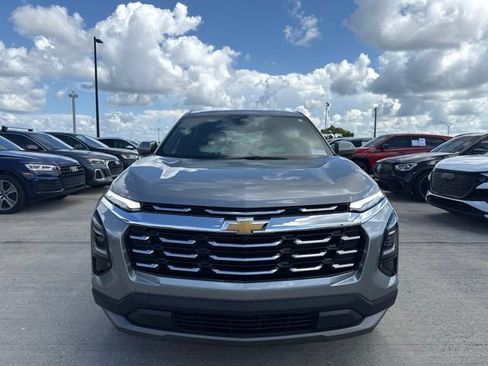 Used 2026 Chevrolet Equinox LT FWD image 8