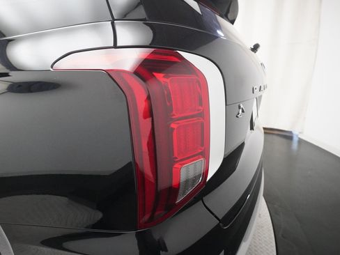 Used 2022 Hyundai Palisade Limited image 33