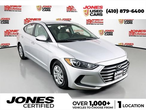 Used 2018 Hyundai Elantra SE w/ SE Connectivity Package 04 FWD image 1