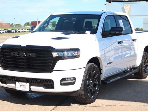 Used 2025 RAM 1500 Laramie w/ Night Edition AWD/4WD image 4