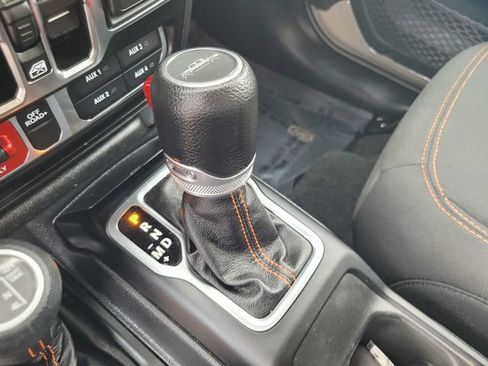 Used 2022 Jeep Gladiator Mojave w/ LED Lighting Group AWD/4WD image 20