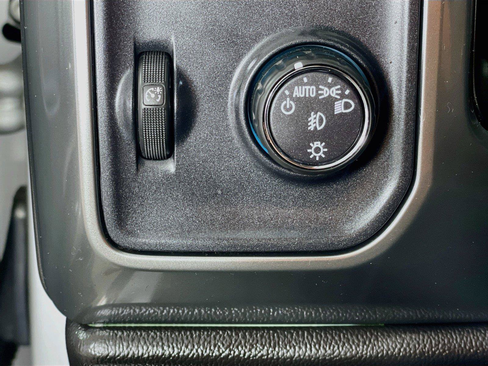 Used 2017 Chevrolet Silverado 1500 LT w/ All Star Edition RWD image 13
