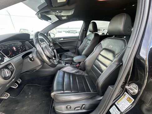 Used 2018 Volkswagen Golf R 4-Door image 13