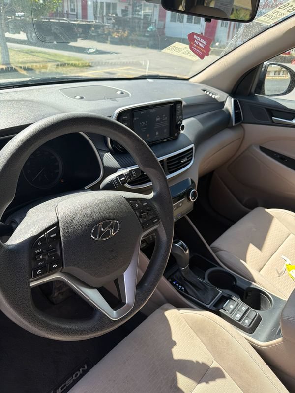 Used 2019 Hyundai Tucson SE AWD/4WD image 2