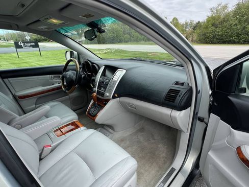 Used 2005 Lexus RX 330 AWD w/ Premium Plus Pkg image 26