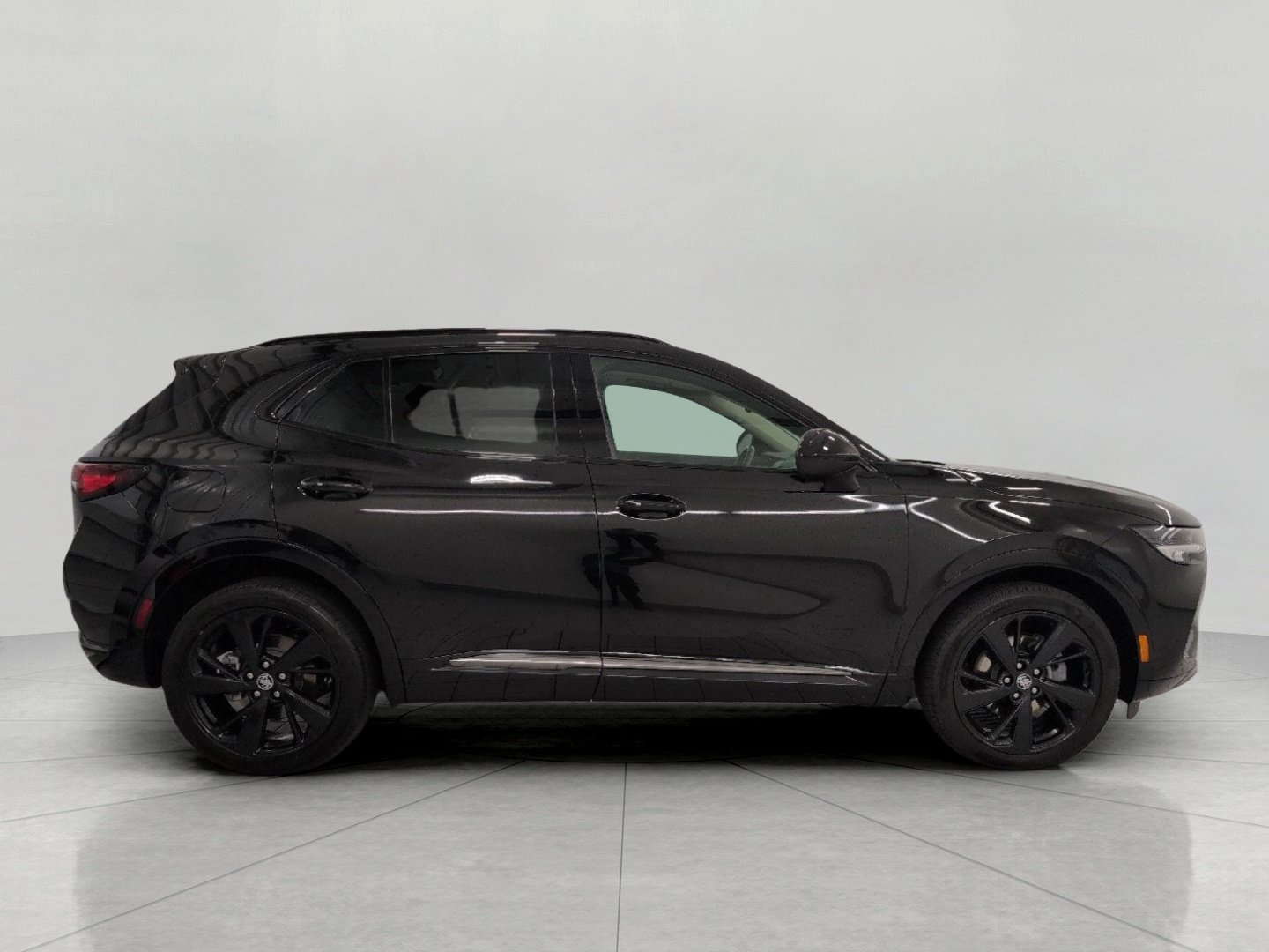 Used 2023 Buick Envision Essence w/ Sport Touring Package AWD/4WD image 11