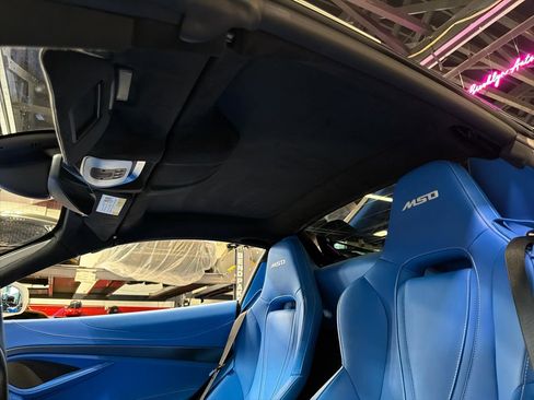 Used 2025 McLaren 750S Spider image 41