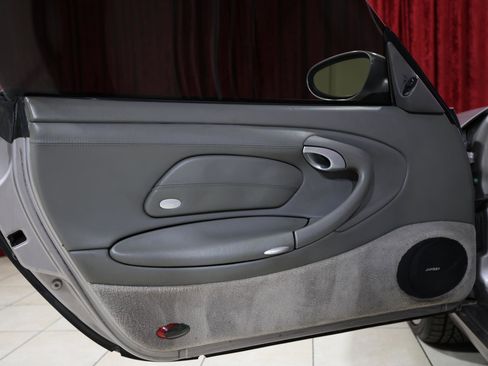 Used 2003 Porsche 911 Carrera image 13