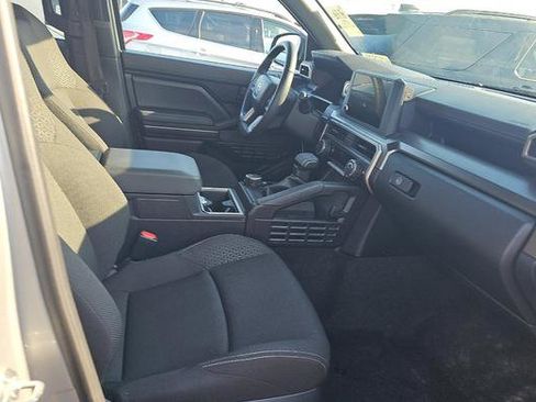 Used 2025 Toyota 4Runner SR5 image 9