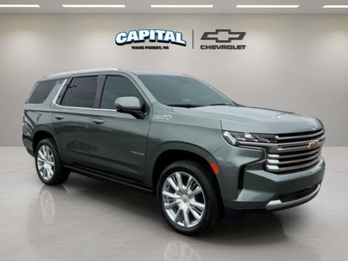 Used 2024 Chevrolet Tahoe High Country AWD/4WD image 7