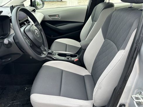Used 2024 Toyota Corolla LE FWD image 18
