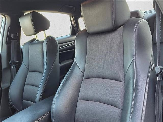 Used 2018 Honda Accord Sport image 6