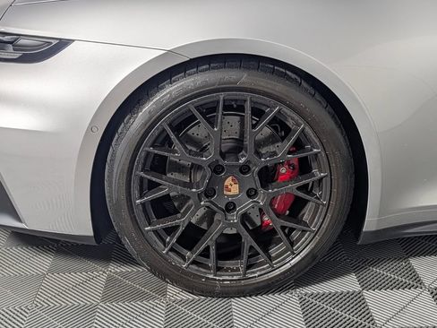 Certified 2026 Porsche 911 Targa 4 GTS AWD/4WD image 13