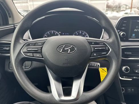 Used 2019 Hyundai Santa Fe SE image 17