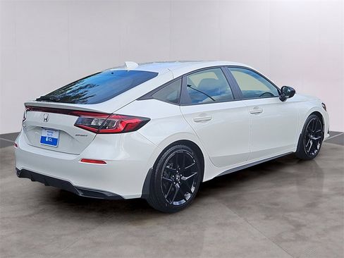 Certified 2023 Honda Civic Sport image 2
