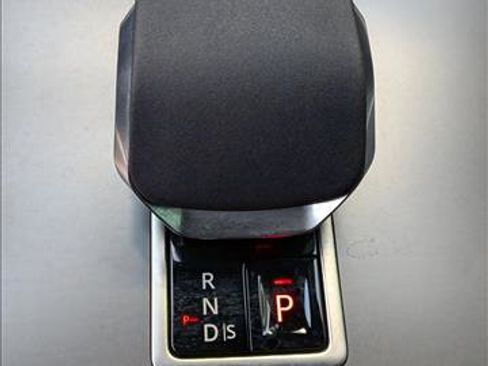 Certified 2026 Land Rover Range Rover Velar S image 16