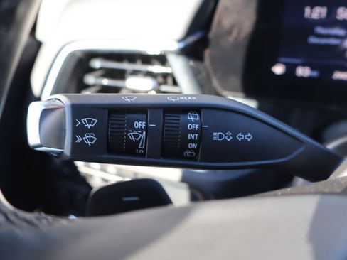 Certified 2025 Chevrolet Suburban Z71 w/ Sun And Tow Package image 22