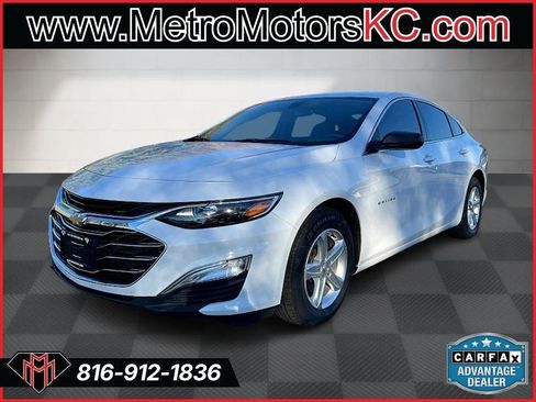 Used 2021 Chevrolet Malibu LS FWD image 1