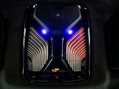 Used 2023 BMW XM w/ M Driver's Package image 33