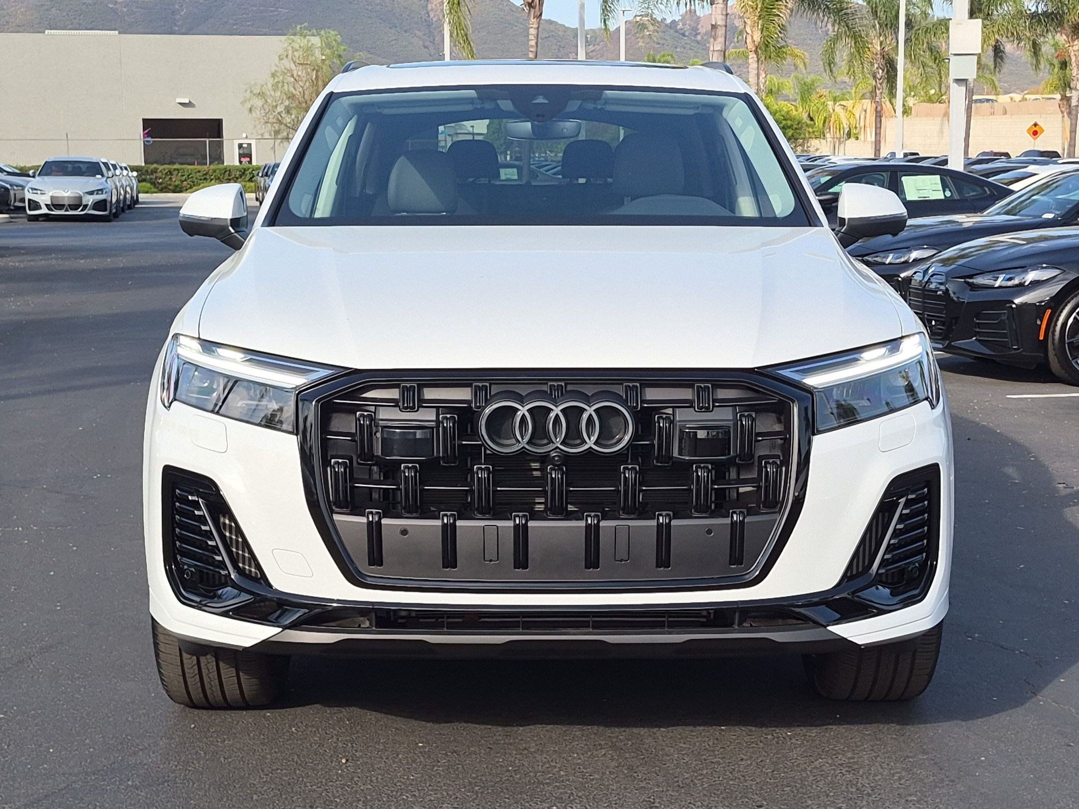 Used 2026 Audi Q7 3.0T Premium Plus w/ Premium Plus Package AWD/4WD image 3