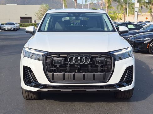 Used 2026 Audi Q7 3.0T Premium Plus w/ Premium Plus Package AWD/4WD image 3