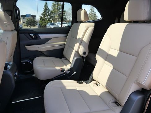 New 2026 Buick Enclave Preferred w/ Power Package image 36