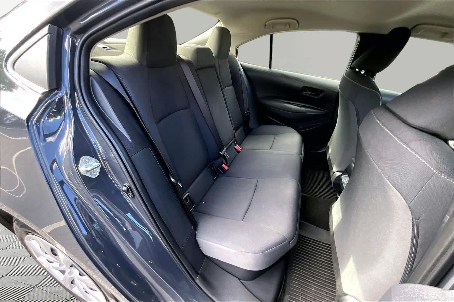 Used 2026 Toyota Corolla LE FWD image 20
